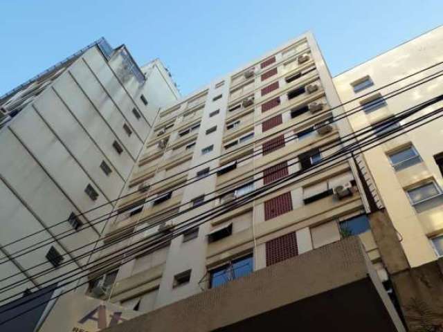 Apartamento 2 dormitórios | Próximo da UFRGS | 10º andar | Centro Histórico em Porto Alegre&lt;BR&gt;&lt;BR&gt;Apartamento de 2 dormitórios, recém reformado, sala 2 ambientes, banheiro social, cozinha