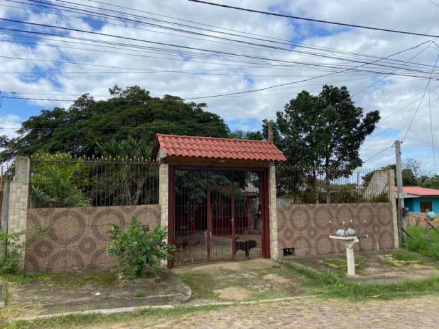 Casa a venda no bairro Querência em Viamão &lt;BR&gt;&lt;BR&gt;Casa de três dormitórios sendo um suíte, sala, escritório, 2 cozinhas amplas, salão de festas, dois banheiros sociais, área ampla, garage