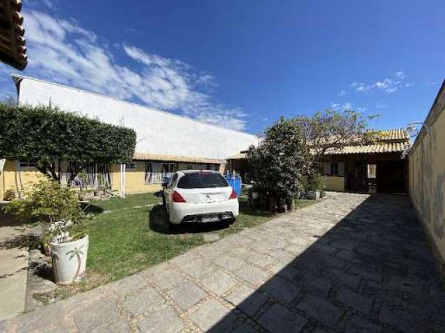 Casa com 4 dormitórios à venda, 220 m² por R$ 900.000,00 - Palmeiras - Cabo Frio/RJ