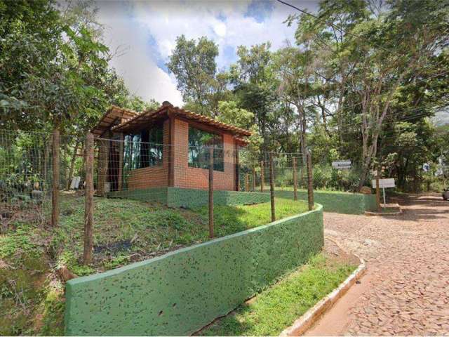 Terreno de 1600 m² no Condomínio Ecoville2 em Macacos com Abastecimento de Água pela COPASA