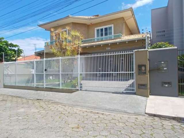 Casa à venda no bairro Prainha - São Francisco do Sul/SC