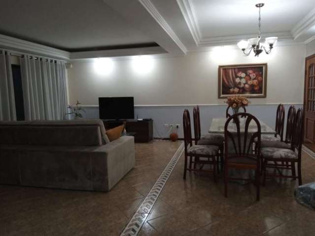 Casa com 3 dormitórios à venda, 280 m² por R$ 850.000,00 - São Luiz - Americana/SP