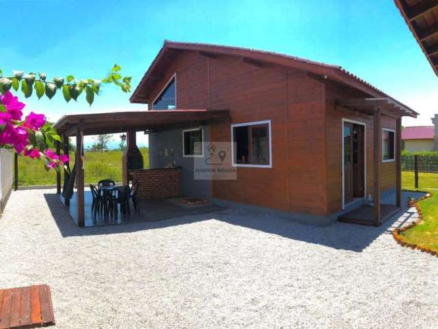 Casa para Venda em Imbituba, Arroio, 3 dormitórios, 2 suítes, 2 banheiros, 4 vagas
