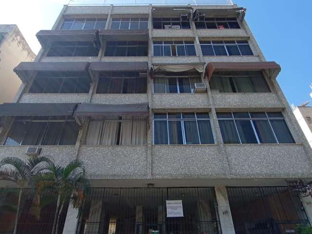 Apartamento de fundos em Bonsucesso