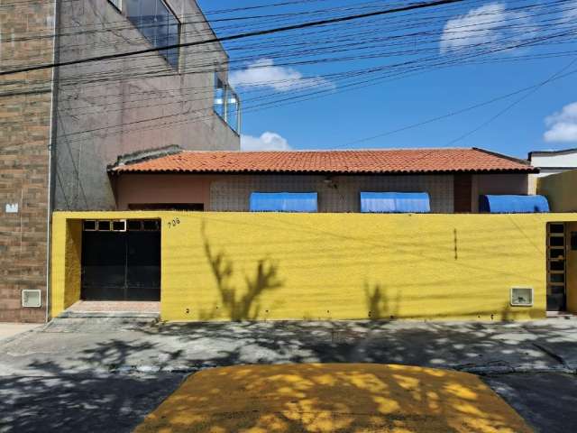 Excelente Casa Residencial na Vila Velha