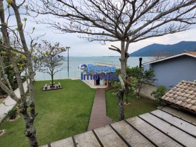 Casa frente mar a venda com 4 dormitórios sendo 2 suítes no ribeirão da ilha - florianópolis/sc