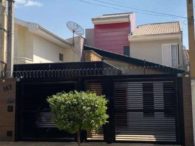 Casa com 3 quartos à venda no Jardim Maria Martha, Marília , 210 m2 por R$ 700.000