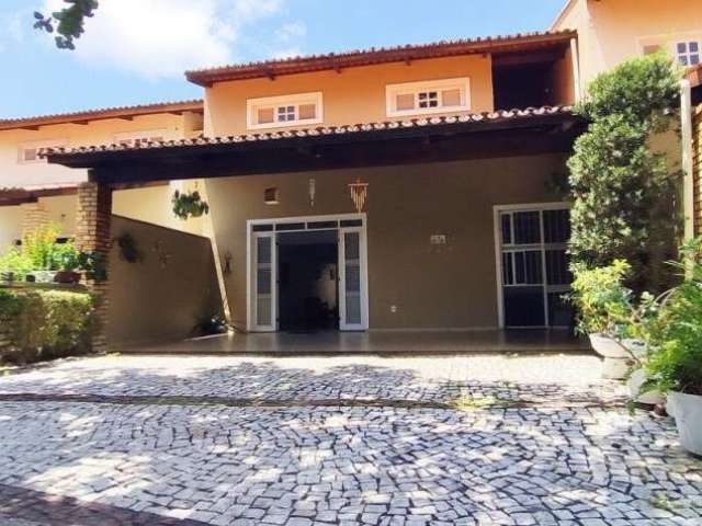 Casa com Piscina Privativa em Condomínio no Bairro Luciano Cavalcante, 04 Quartos, Master com Closet, 141m2, 03 Vagas