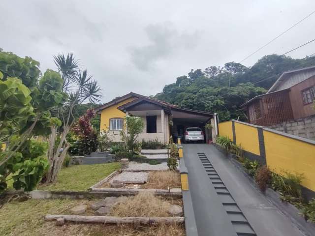 Casa a venda no bairro Jardim Janaina em Biguaçu