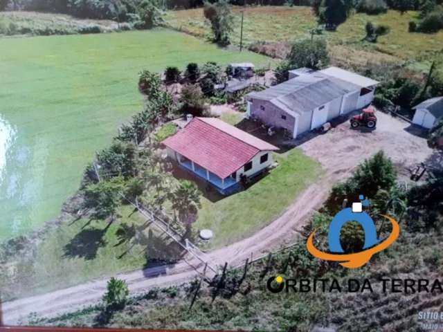 Chácara / sítio com 3 quartos à venda na Zona Rural, Lapa  por R$ 530.000