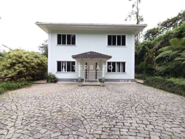 Casa com 3 quartos à venda, 270 m² - Parque do Imbui - Teresópolis/RJ / Código 2027