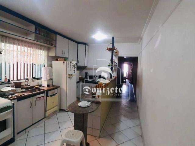 Casa com 2 dormitórios à venda, 140 m² por R$ 759.999,90 - Santa Maria - Santo André/SP