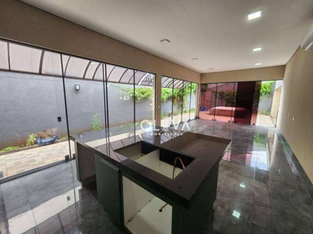 Casa com 3 dormitórios à venda, 264 m² por R$ 1.200.000,00 - Jardim Tarraf II - São José do Rio Preto/SP