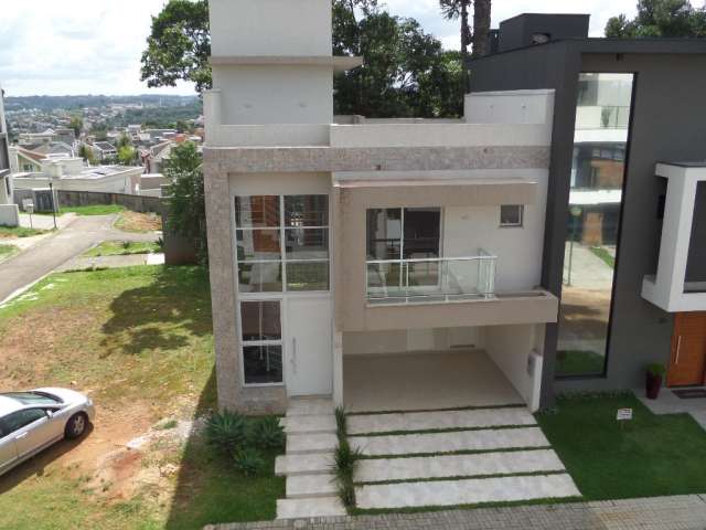Casa Nova em Condomínio na região do Pilarzinho, próximo ao Parque Tingui