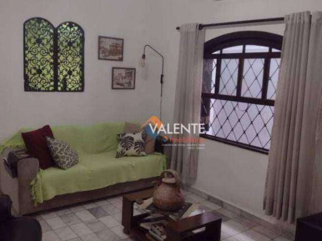 Casa com 3 dormitórios à venda, 254 m² por R$ 880.000,00 - Vila Valença - São Vicente/SP