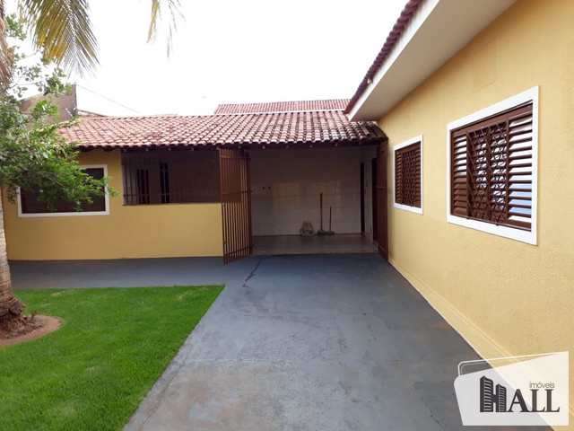 Casa com 3 quartos à venda na Rua Monsenhor Braz Baffa, Jardim Nazareth, São José do Rio Preto, 250 m2 por R$ 700.000
