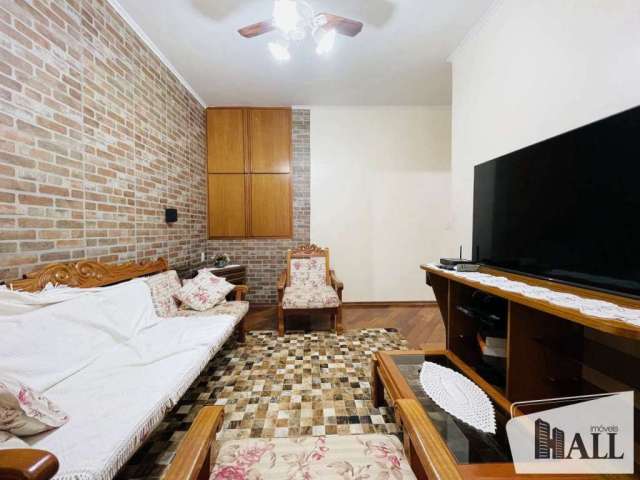 Casa com 3 quartos à venda na Rua Capitão José Verdi, Vila Curti, São José do Rio Preto, 170 m2 por R$ 650.000