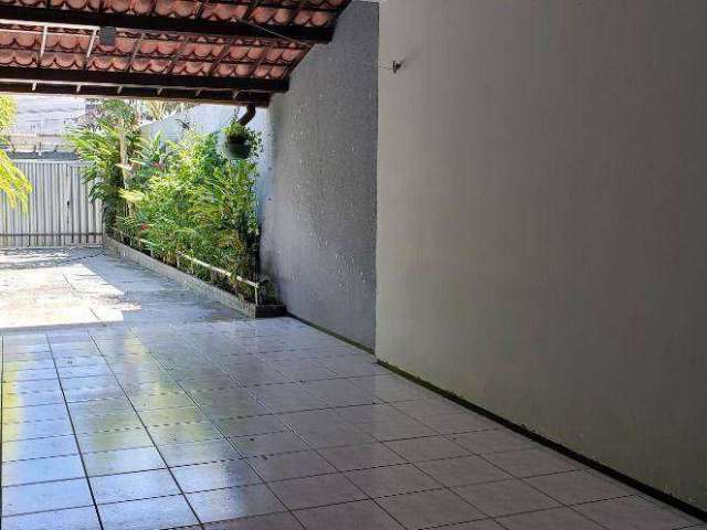 Casa à venda, 170 m² por R$ 495.000,00 - Cidade dos Funcionários - Fortaleza/CE