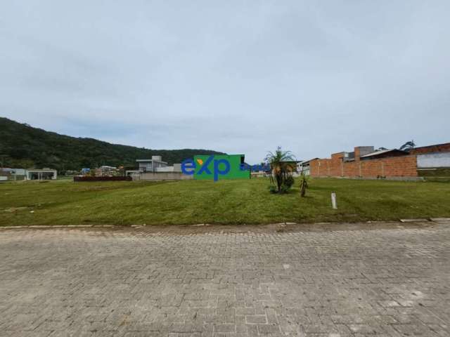 Terreno à venda na Abacate, 225, Zimbros, Bombinhas por R$ 450.000