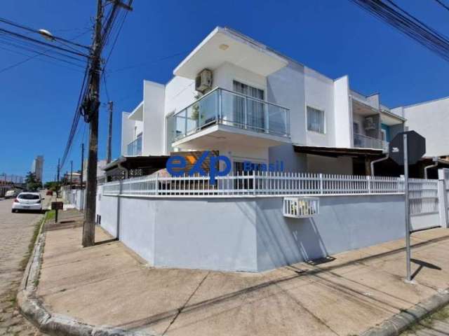 Casa com 3 quartos à venda na Mario Netto, 427, Itacolomi, Balneário Piçarras por R$ 550.000