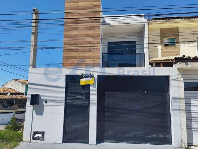 Casa com 4 quartos à venda na Rua Porto Velho, 15, Riviera Fluminense, Macaé por R$ 550.000