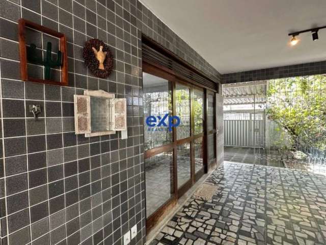 Casa com 3 quartos à venda na Carlos Fernandes, 374, Hipódromo, Recife por R$ 1.200.000