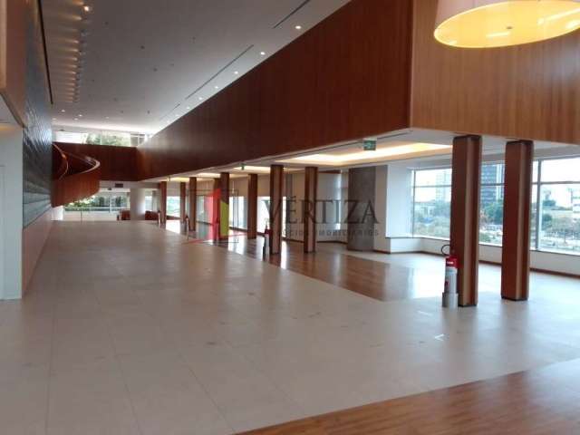 Sala comercial com 6 salas para alugar na Rua Lemos Monteiro, 200, Cidade Jardim, São Paulo por R$ 495.000