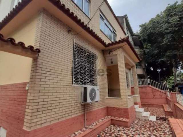 Casa com 3 quartos à venda na Rua Japeri, Rio Comprido, Rio de Janeiro, 229 m2 por R$ 620.000