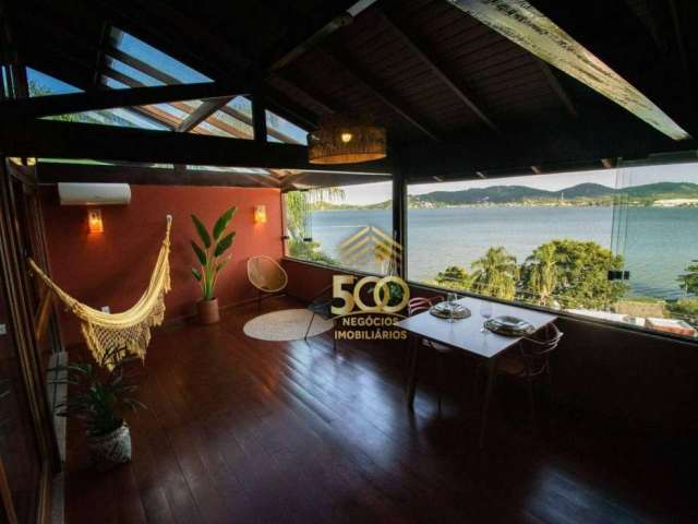 Casa com 3 dormitórios à venda, 225 m² por R$ 2.950.000,00 - Lagoa da Conceição - Florianópolis/SC