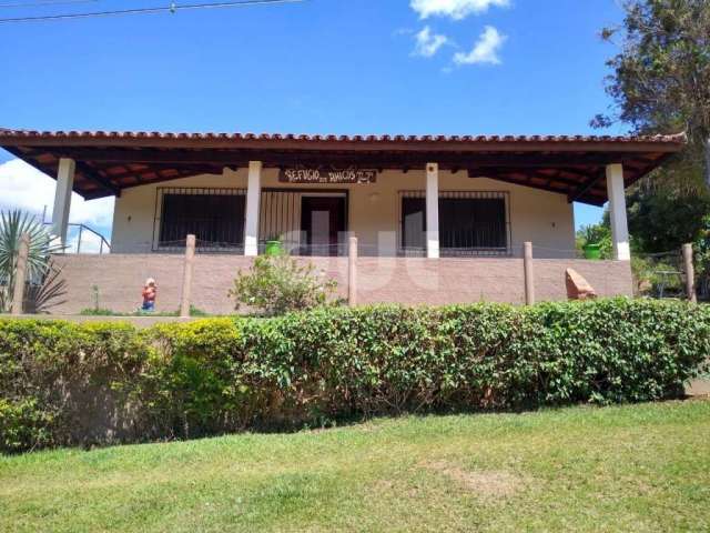 Chácara / sítio com 4 quartos à venda na Avenida Dois, 105/47, Jardim do Salto, Serra Negra, 200 m2 por R$ 530.000