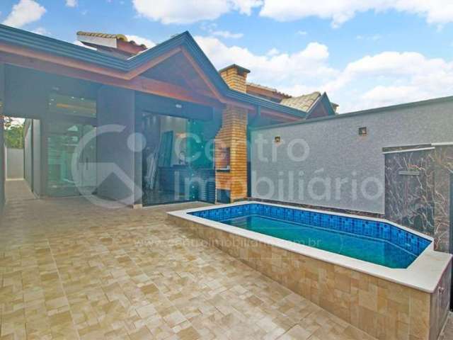 CASA à venda com piscina e 2 quartos em Peruíbe, no bairro Jardim Ribamar