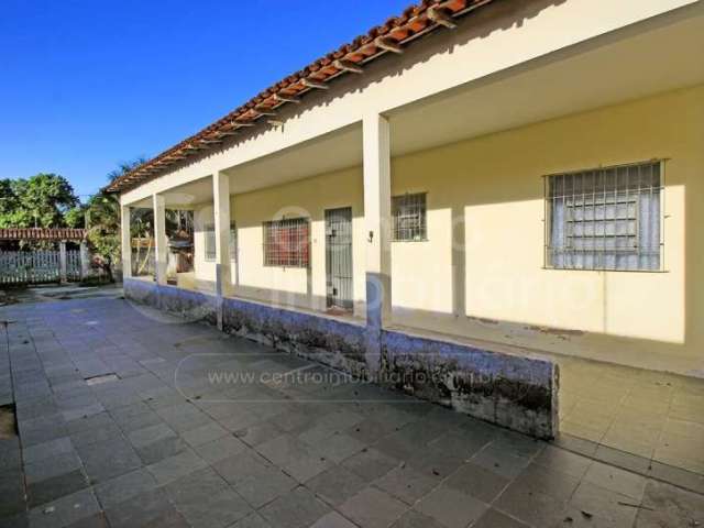 CASA à venda com 2 quartos em Peruíbe, no bairro Estancia Balnearia Maria Helena Novaes