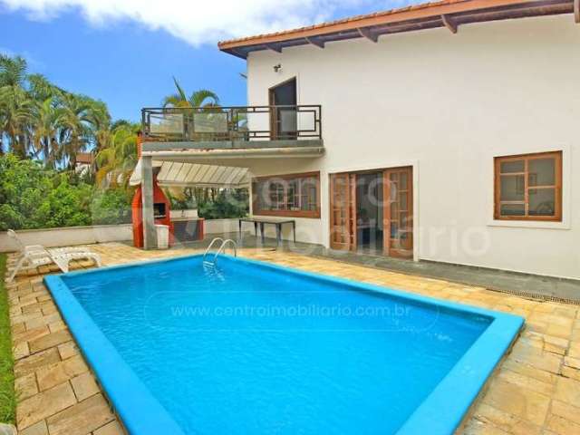 CASA à venda com piscina e 3 quartos em Peruíbe, no bairro Bougainvillee III