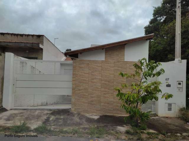 Casa com 3 quartos à venda no Pratinha, São João da Boa Vista  por R$ 375.000