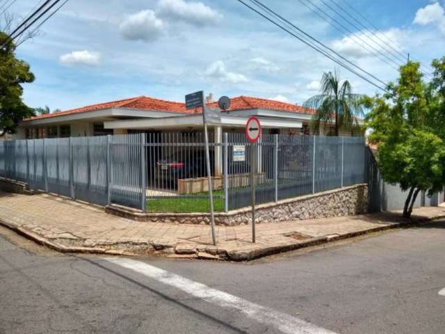 Casa com 3 quartos à venda no Perpétuo Socorro, São João da Boa Vista  por R$ 2.500.000