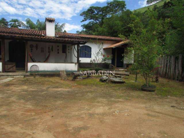 Sítio com 2 dormitórios à venda, 113000 m² por R$ 650.000,00 - Belém - São José do Vale do Rio Preto/RJ