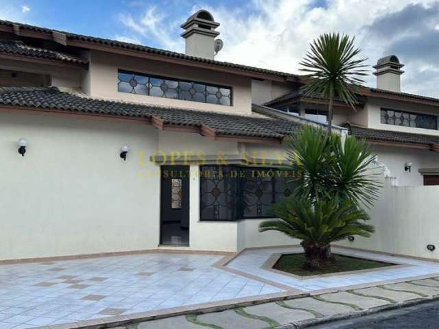 Casa de Condomínio em Vila Santista - Atibaia: 182m², 3 suítes, 5 banheiros - Venda e Locação