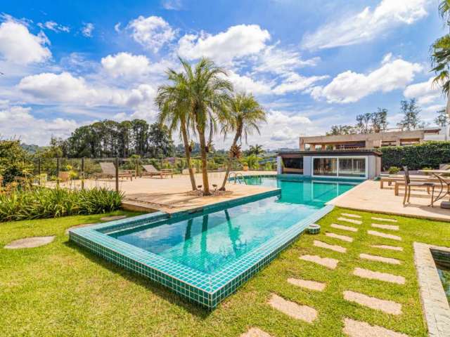Casa de Condomínio de Luxo em Condomínio Estância Parque - Atibaia | 5 Suítes | 1.000m² | R$10,8 mi