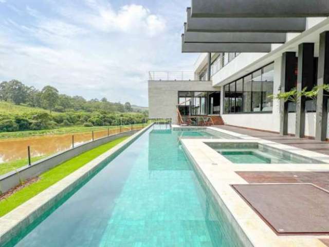 Casa de Condomínio de Luxo em Atibaia com 525m² e 3 Suítes por R$ 5.5 milhões - Condomínio Figueira Garden