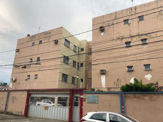 Apartamento com 4 quartos à venda na Queirós Ribeiro, 1034, Montese, Fortaleza por R$ 179.000