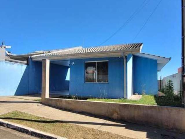 Casa para Venda em Guarapuava, São Cristovão, 3 suítes, 1 banheiro, 2 vagas