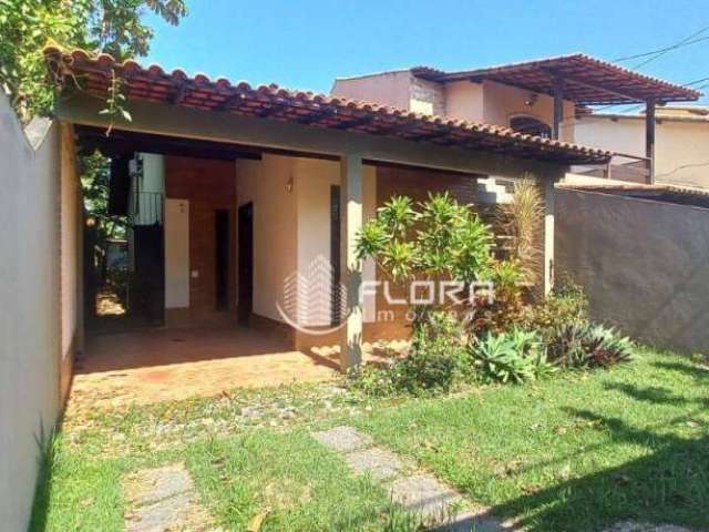 Casa à venda, 100 m² por R$ 700.000,00 - Itaipu - Niterói/RJ
