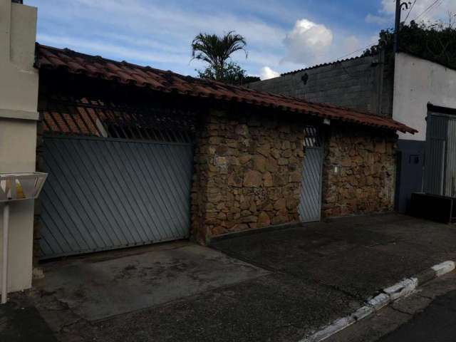 Casa para Venda em Santana de Parnaíba, Jardim São Luís, 3 dormitórios, 1 suíte, 2 banheiros, 4 vagas