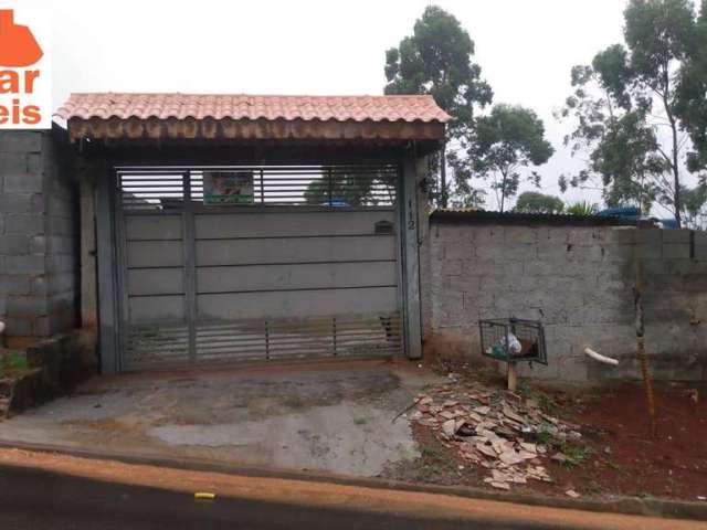 Casa para Venda em Santana de Parnaíba, Chácara das Garças, 2 dormitórios, 1 banheiro, 2 vagas
