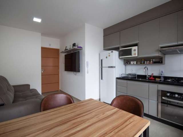 Apartamento com 2 Quartos e 1 banheiro à Venda, 47 m²