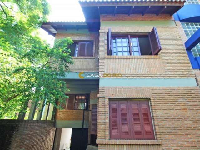 Casa com 3 quartos à venda na Rua Professor Emílio Meyer, 22, Vila Conceição, Porto Alegre por R$ 850.000