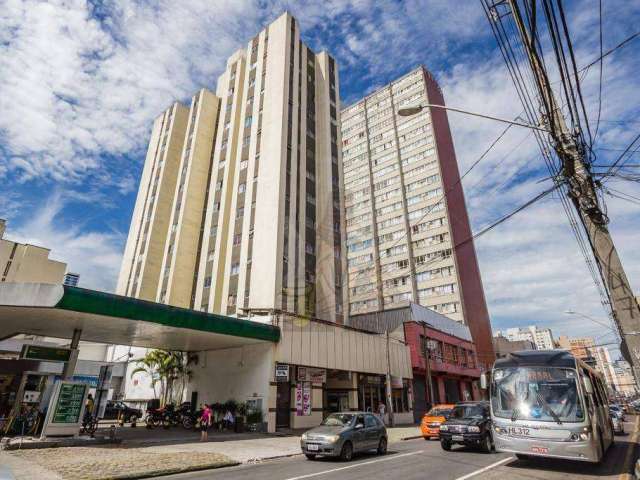 Apartamento com 1 dormitório para alugar, 18 m² por R$ 1.364,80/mês - Centro - Curitiba/PR