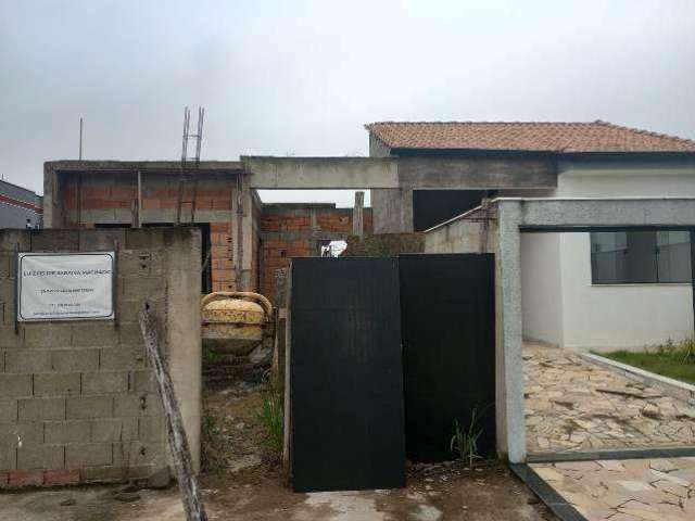 Casa para Venda em Peruíbe, Estância Flora Rica, 2 dormitórios, 2 suítes, 1 banheiro, 2 vagas