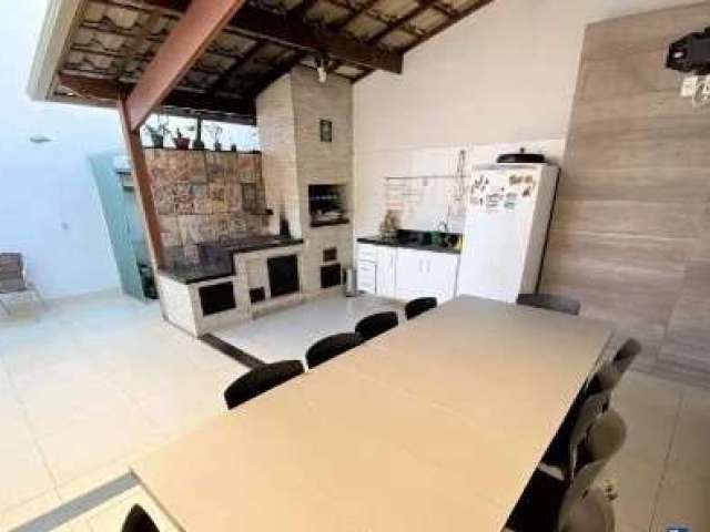 Casa com 3 quartos à venda em Belo Horizonte