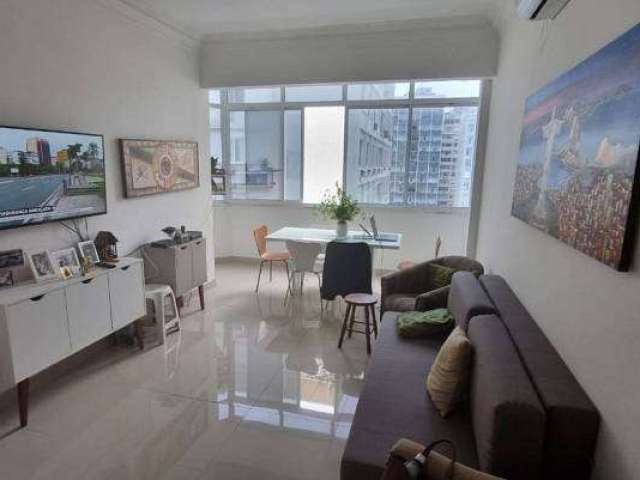 Apartamento para venda possui 100 metros quadrados com 3 quartos em Copacabana - Rio de Janeiro - RJ